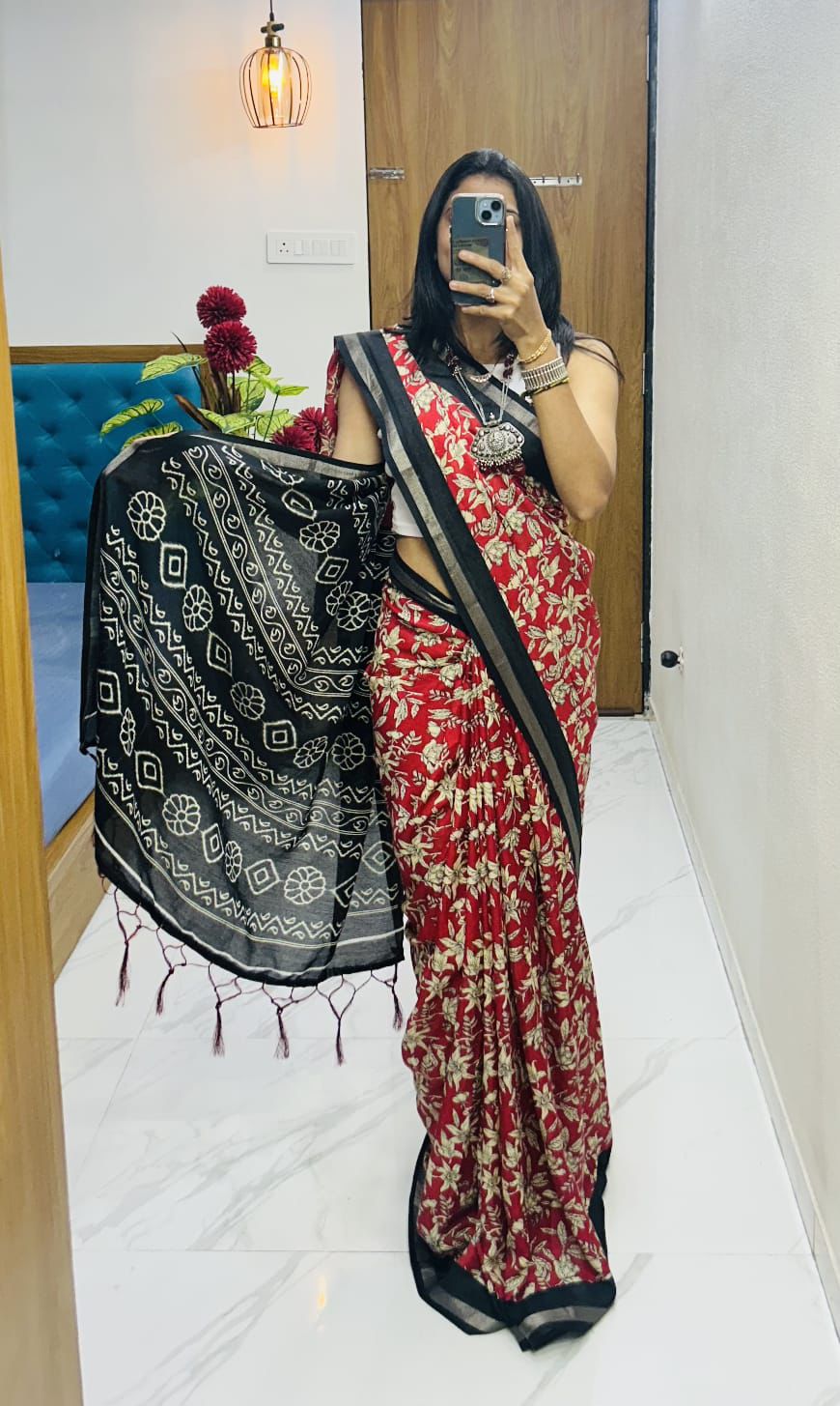 mul mul cotton vickos flower and patola pallu saree