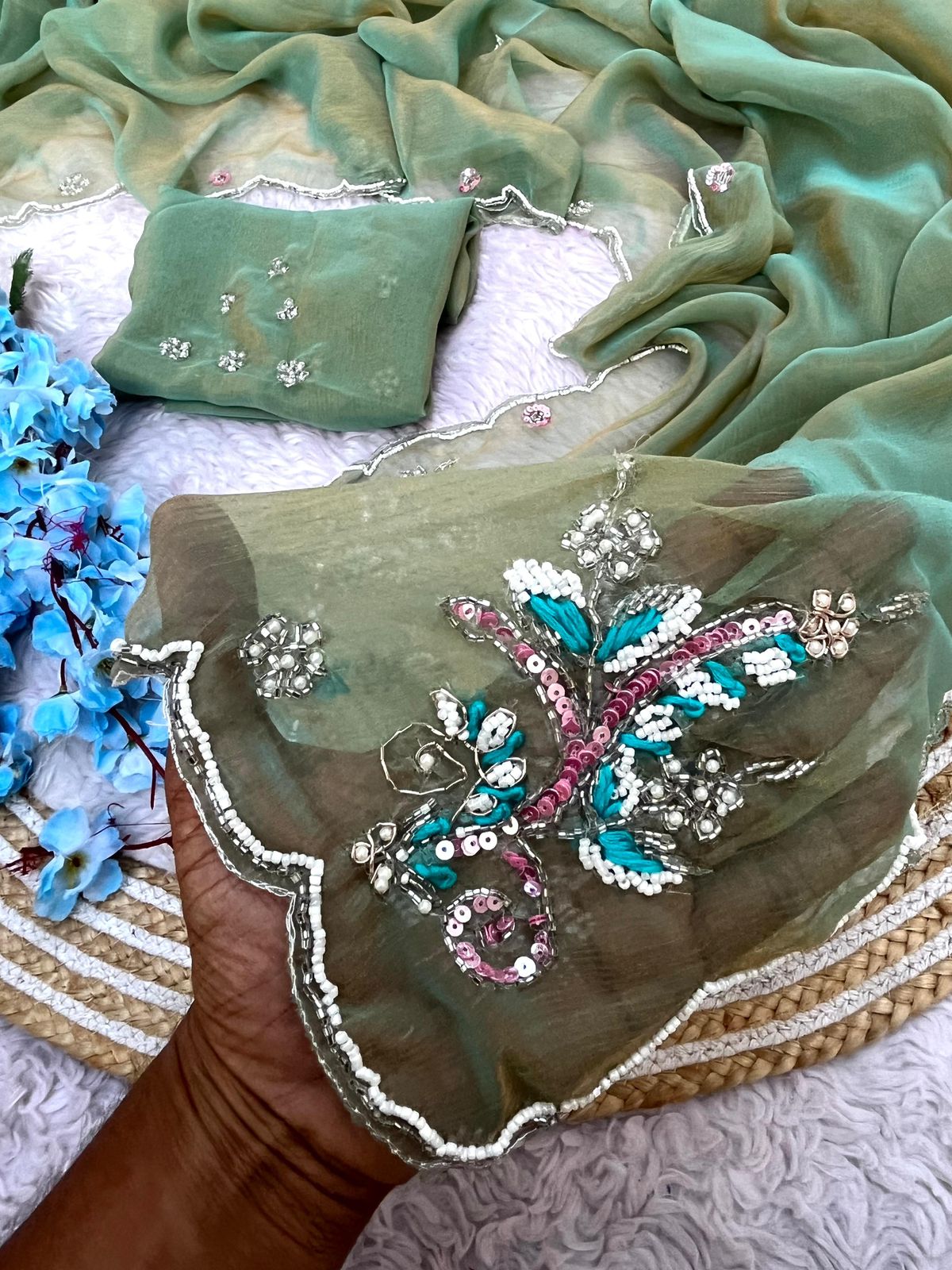 Beautiful khatli cut Dena Handwork along with all over arco bodar