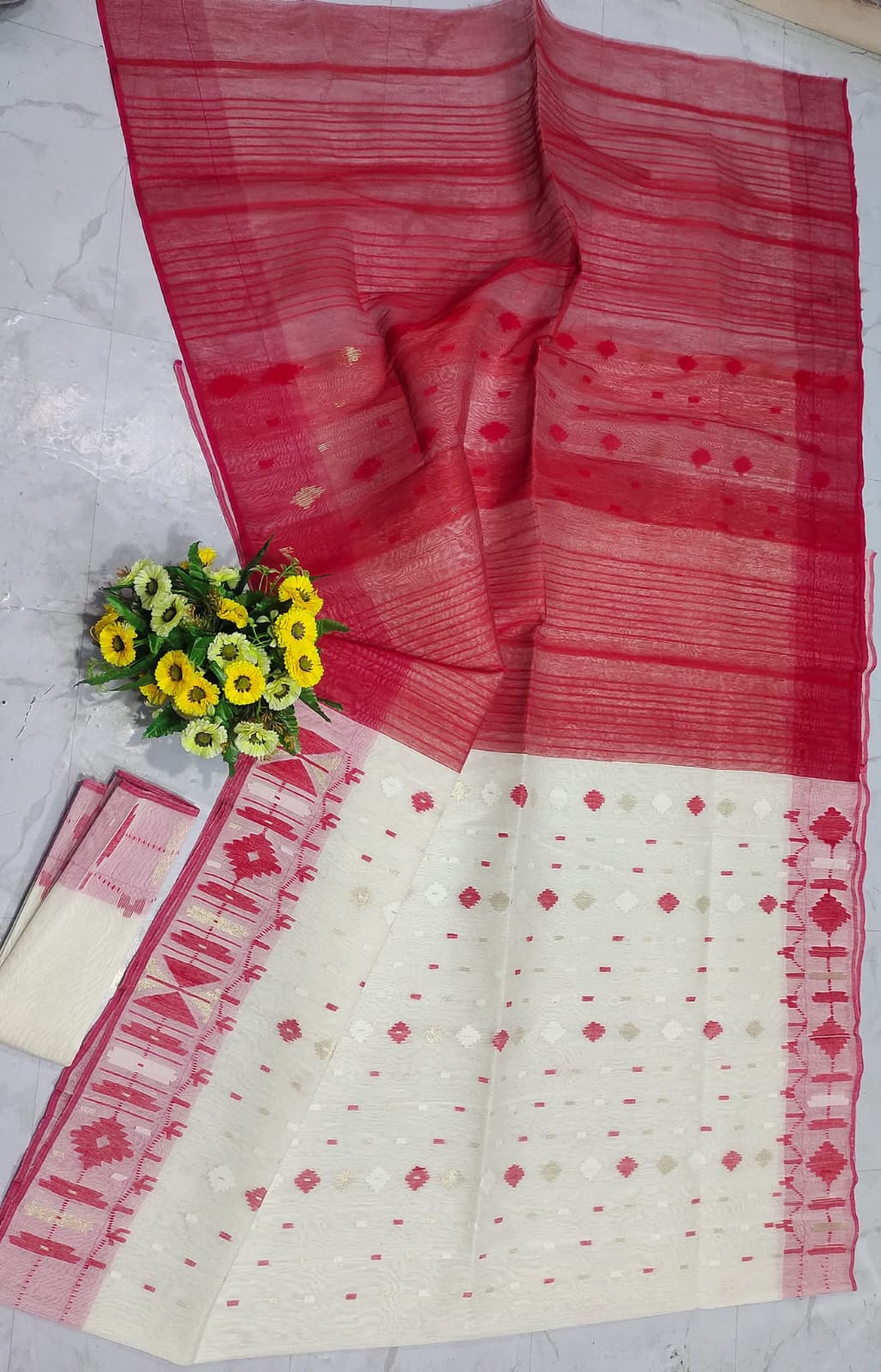 *New Red & White Colour B D Soft Dakhai Jamdani Saree*