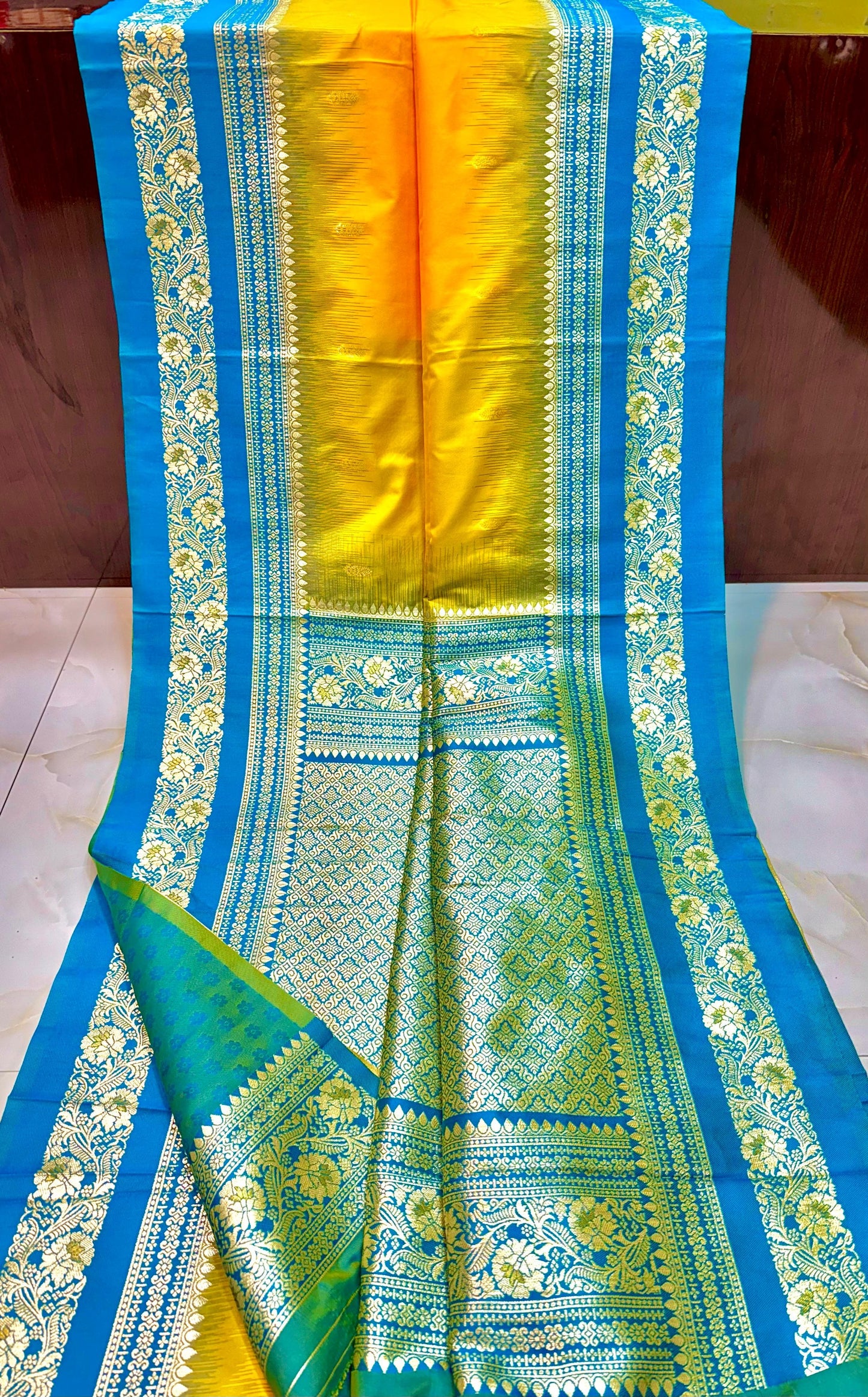 EXCLUSIVE PREMIUM QUALITY IKKAT KANJIVARAM SILK