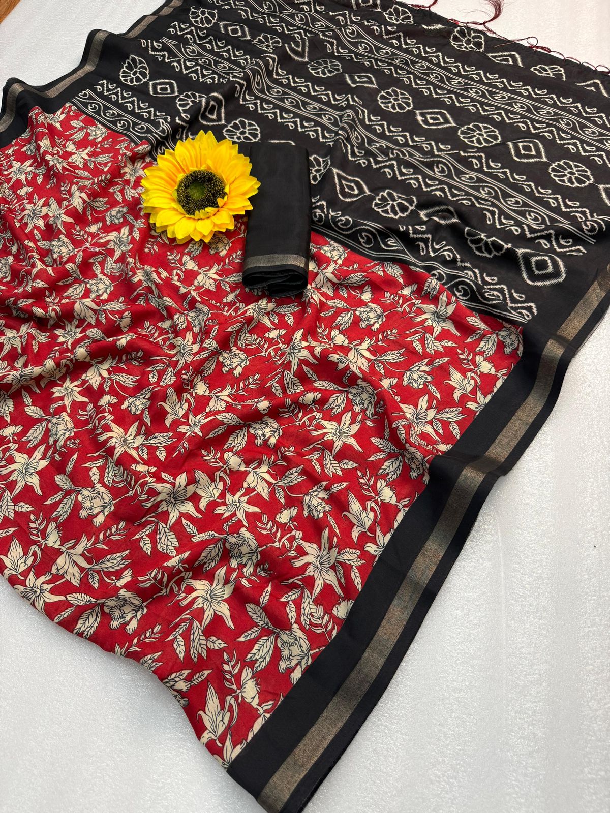 mul mul cotton vickos  flower and patola pallu saree