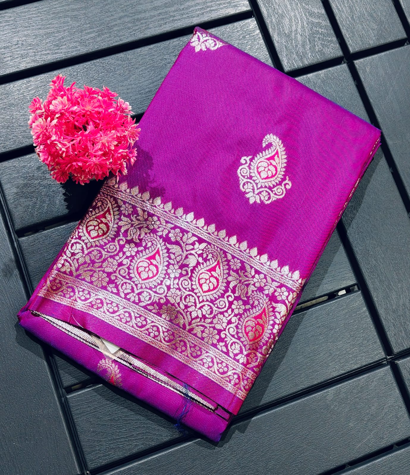 TANCHURI KATAN BANARASI SILK