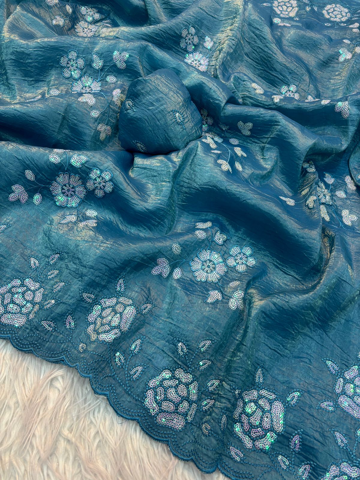 Fancy Gold Crush Fabric Saree