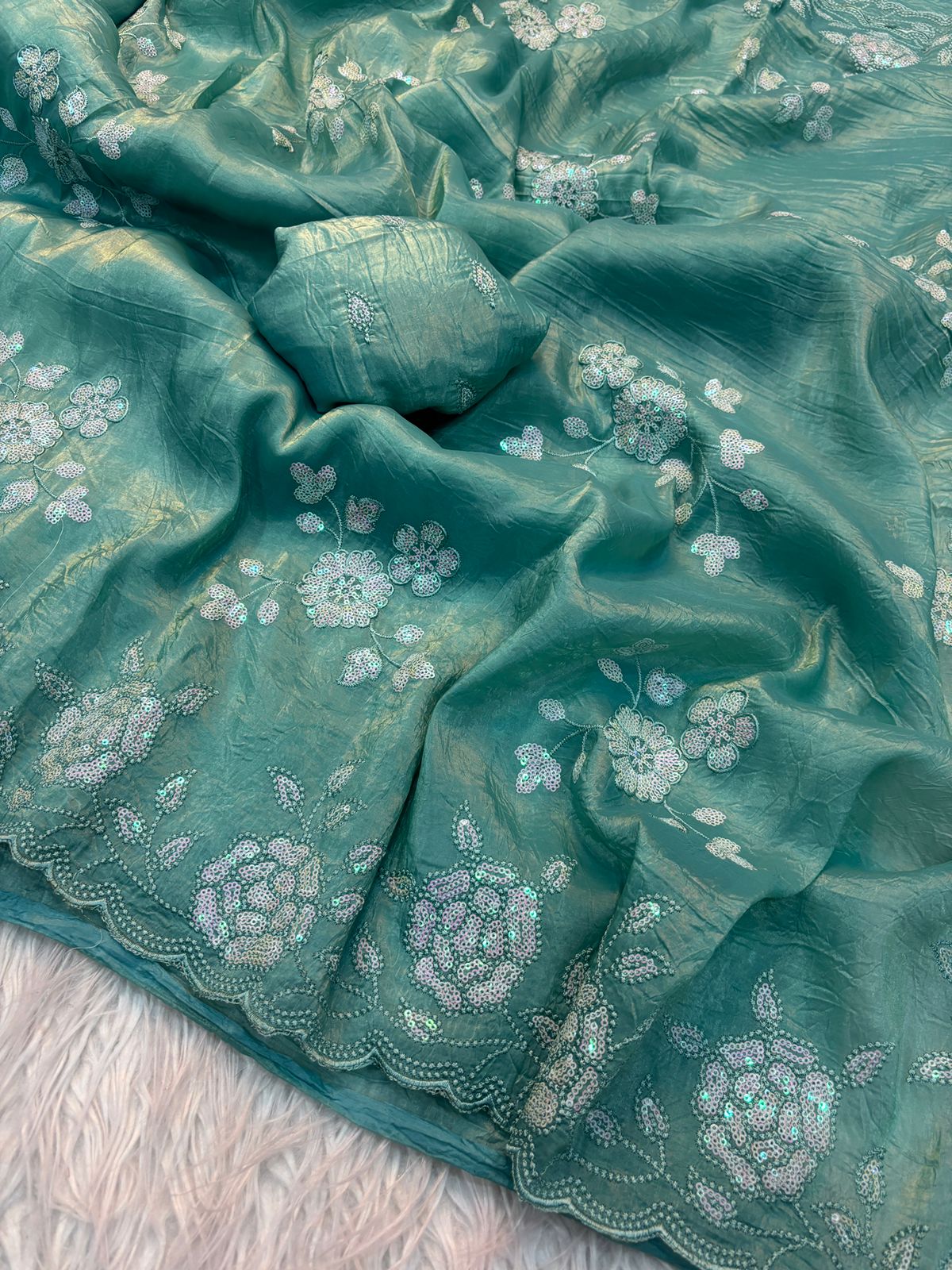 Fancy Gold Crush Fabric Saree