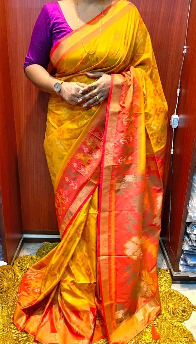 Semi Pochampally Ikkat saree