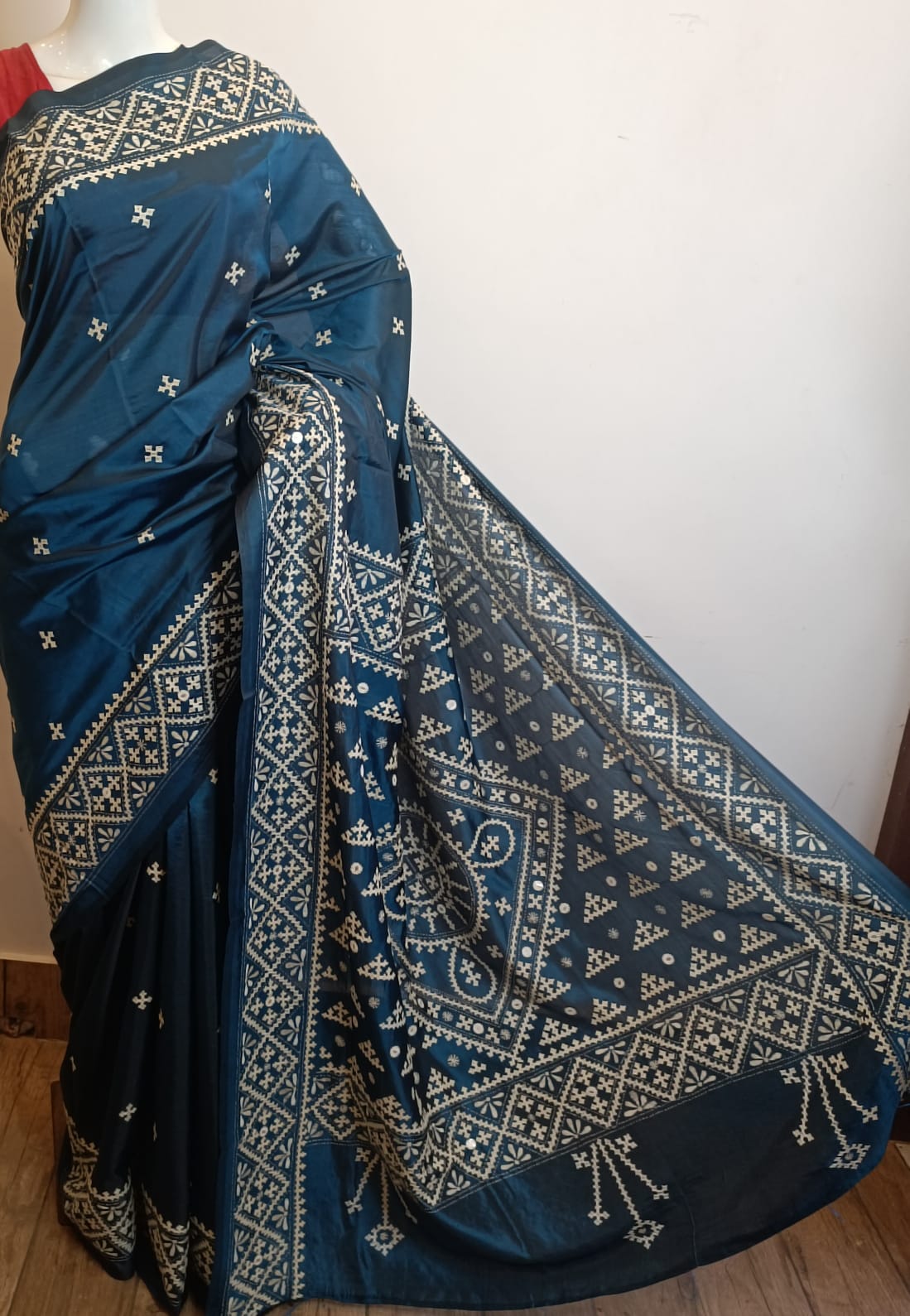Soft blended bangalore silk gujrati Stitch