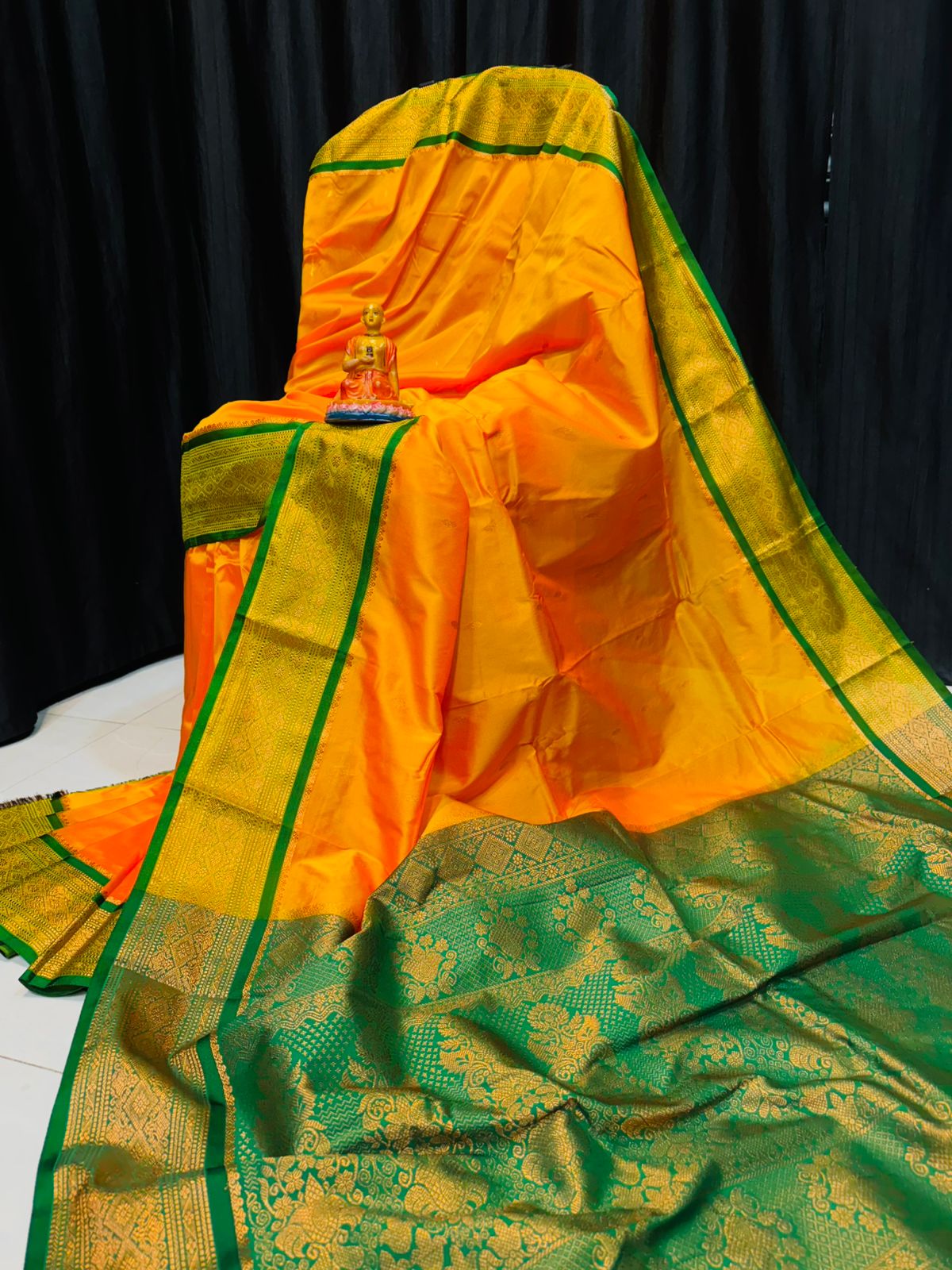 SEMI KANJIVARAM SILK
WITH GATTI PAR