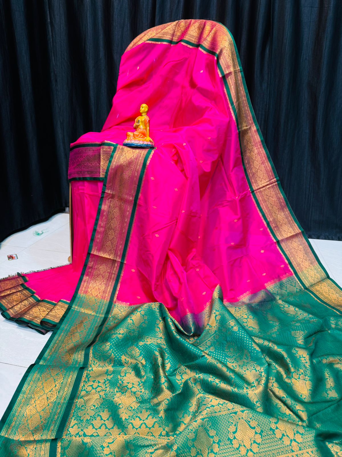 SEMI KANJIVARAM SILK
WITH GATTI PAR